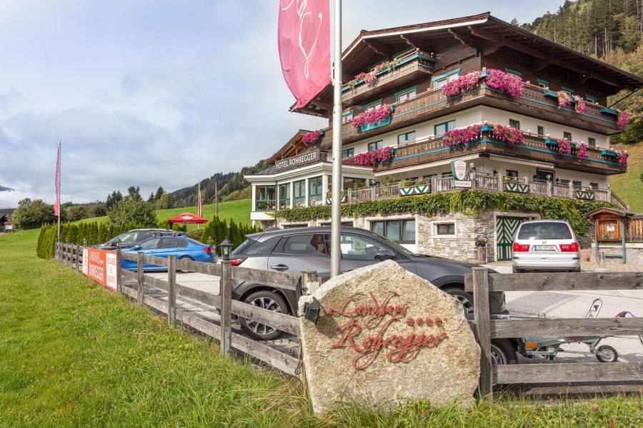 Summer holiday and hiking in Neukirchen am Grossvenediger